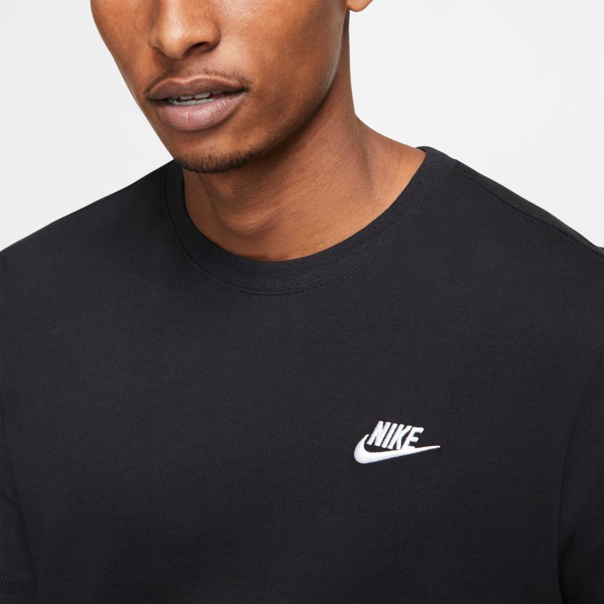 Mens Nike Sportswear Club T-Shirt