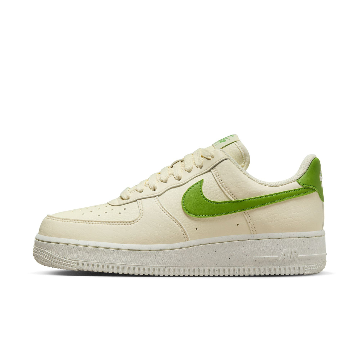 Womens Nike Air Force 1 07 Next Nature Coconut/Green