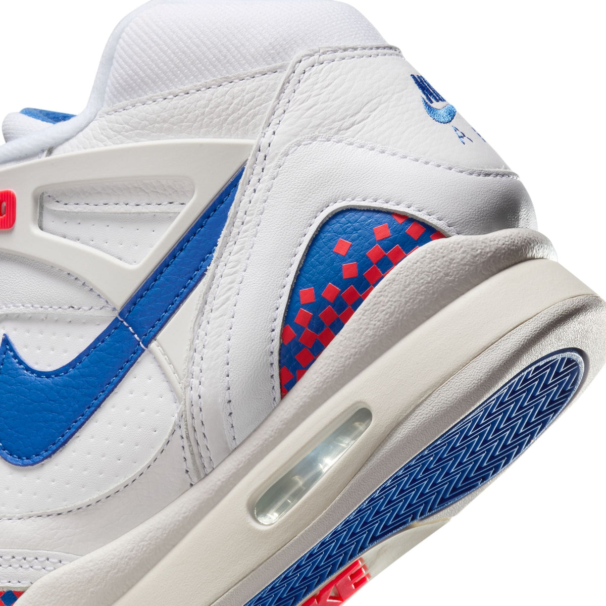 Nike Air Tech Challenge 2 Pixel