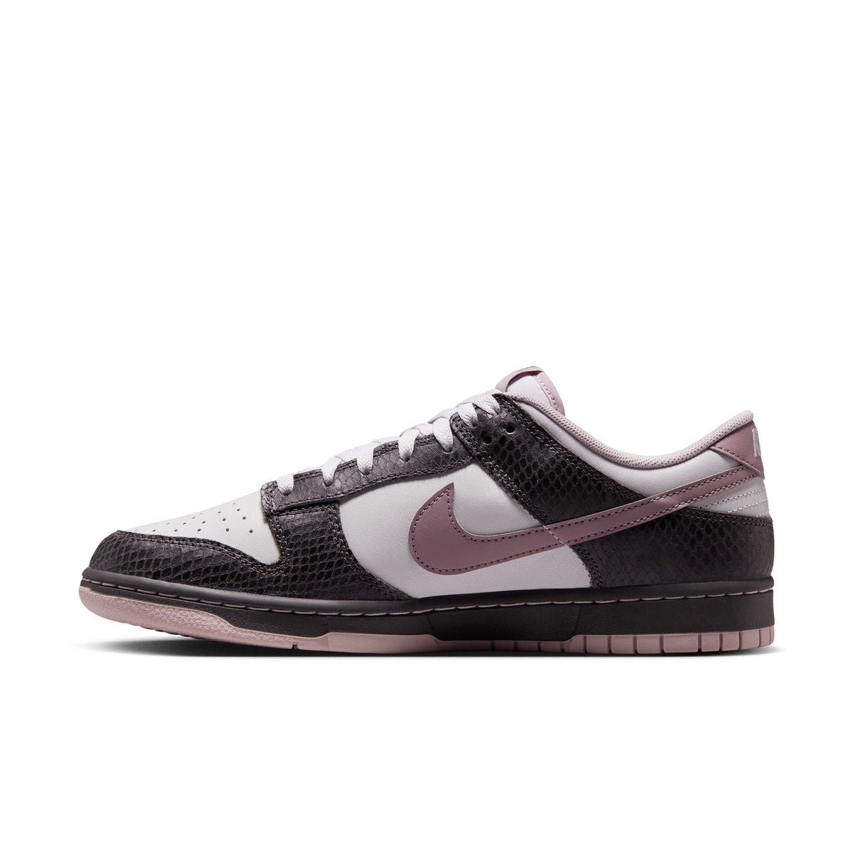 Nike Dunk Low SE Taupe Grey