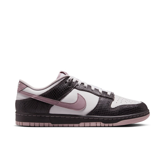 Nike Dunk Low SE Taupe Grey
