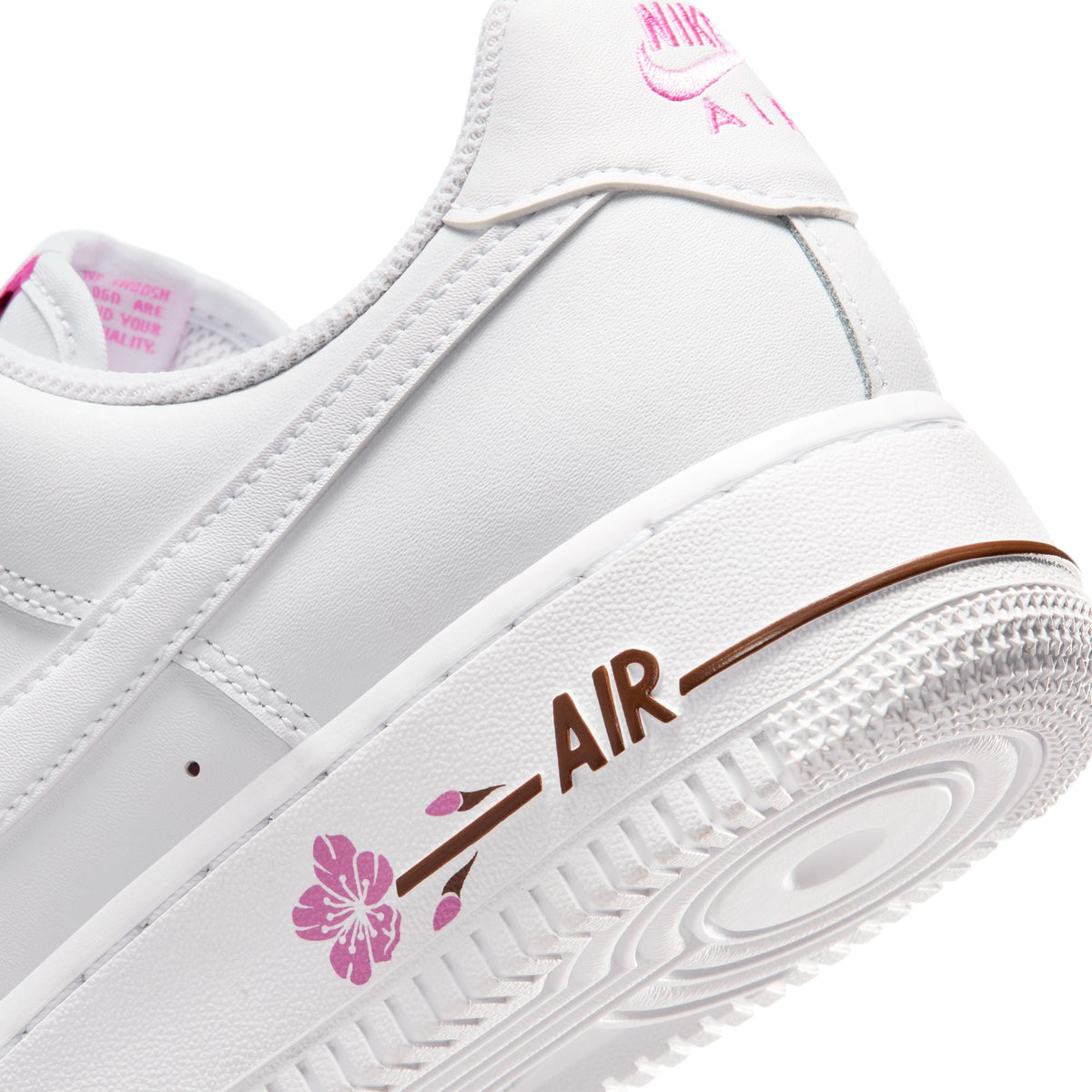 Womens Nike Air Force 1 07 SE White/Pink