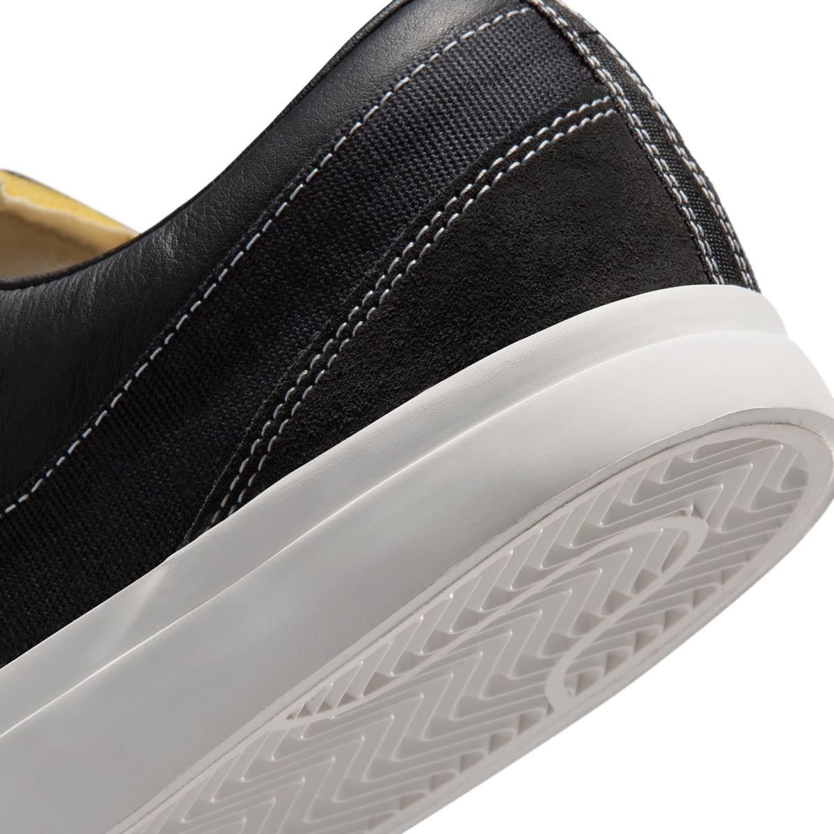 Nike Blazy Black