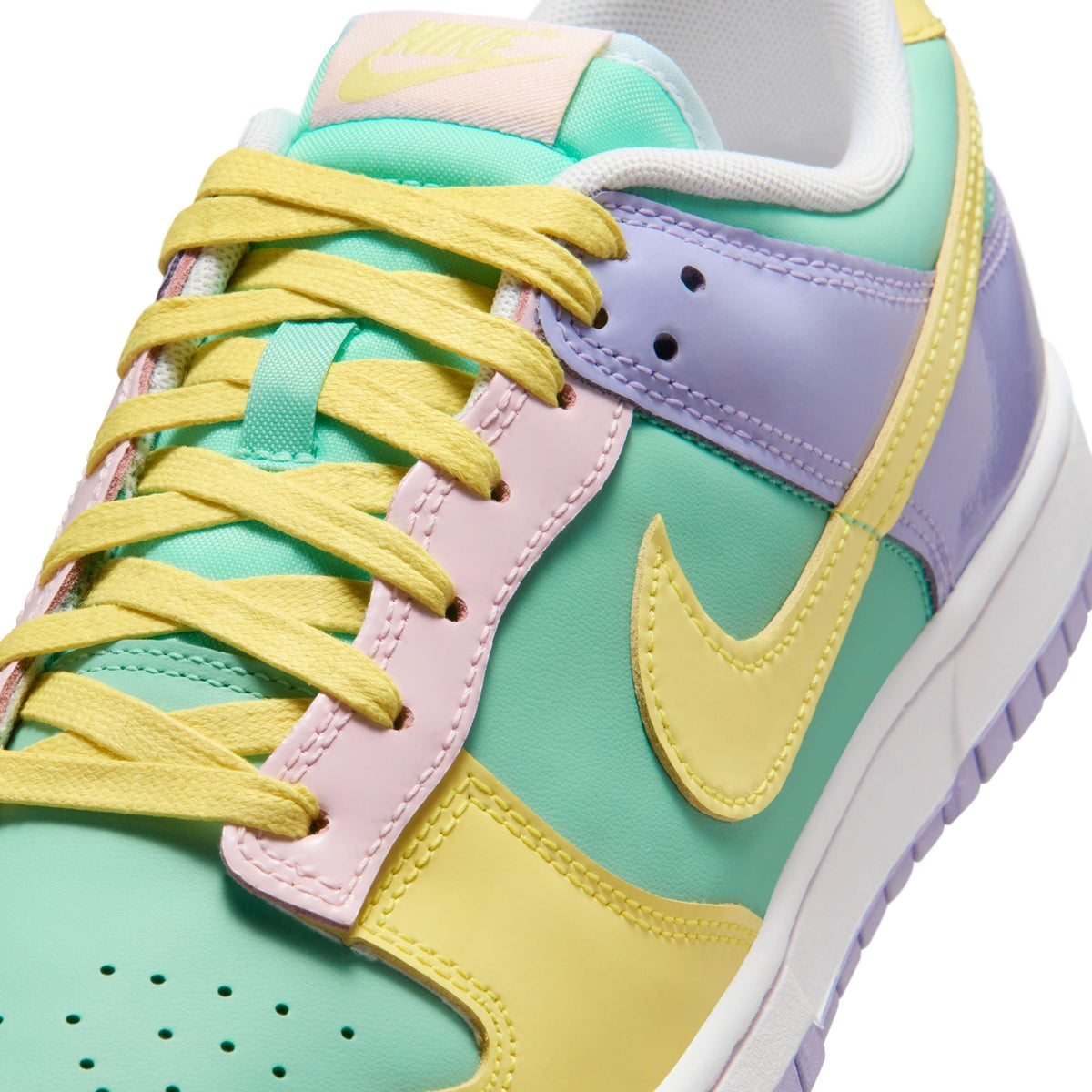 Nike Dunk Low Retro Easter