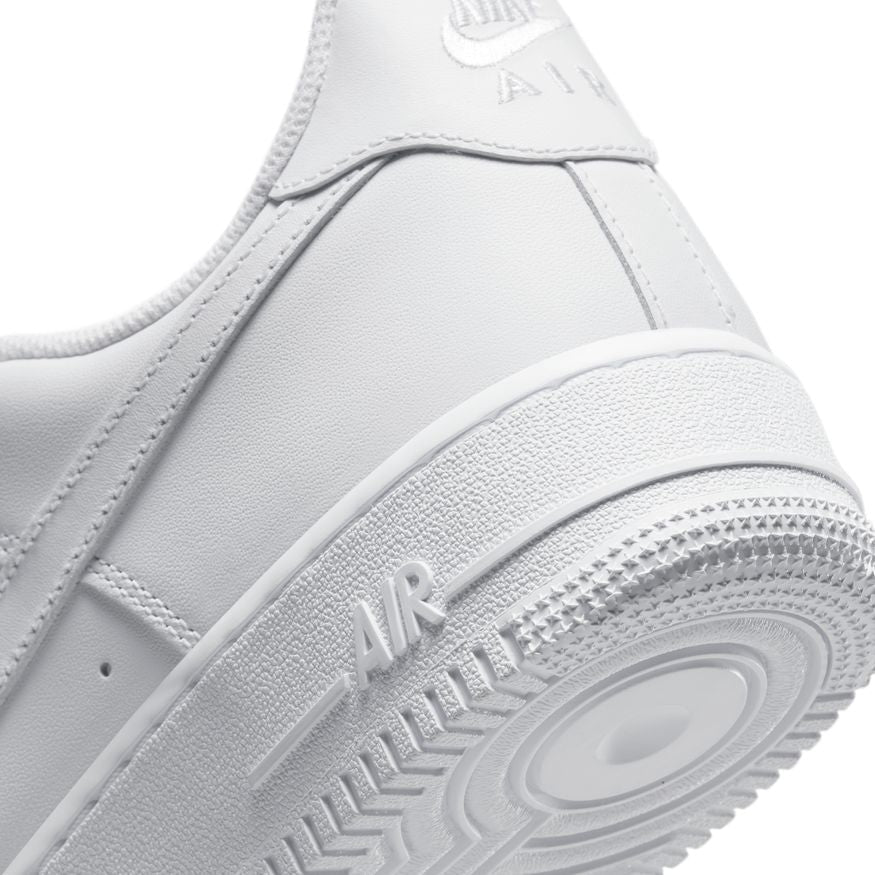 Mens Nike Air Force 1 07 Triple White
